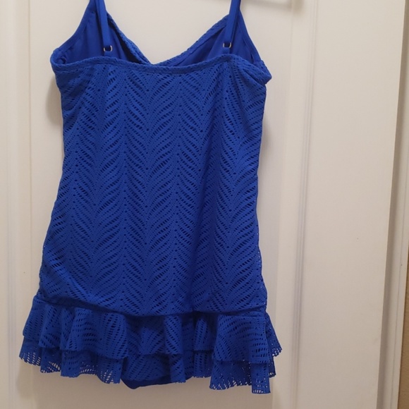 Bathing suit - Picture 4 of 4